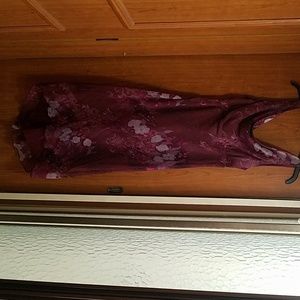 Elegant but simple dress in great shape!